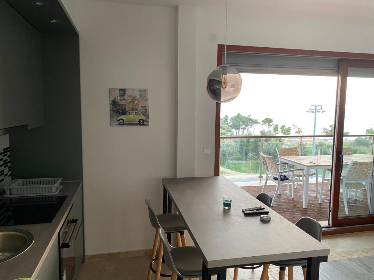 Bitcoin And Ethereum Deluxe Apartments Bar Bagian luar foto