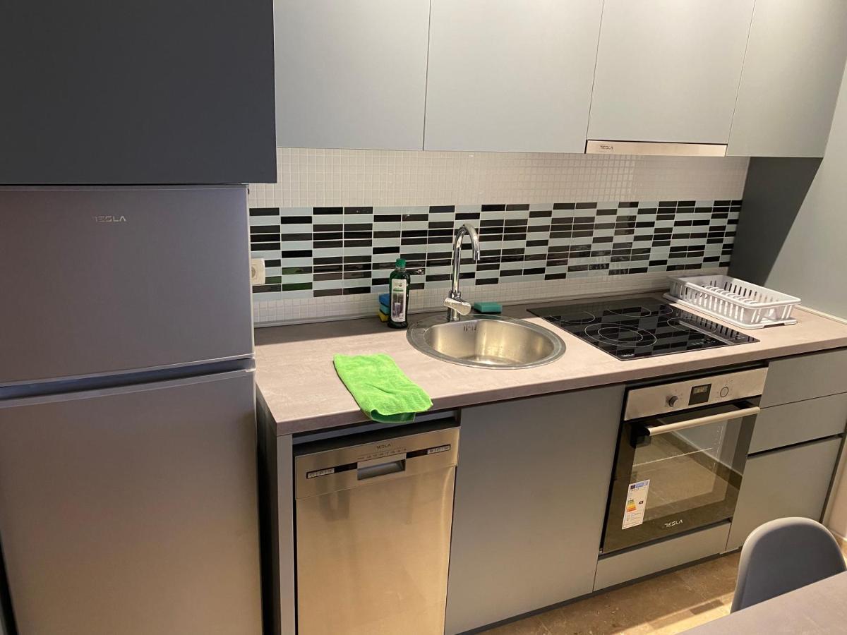 Bitcoin And Ethereum Deluxe Apartments Bar Bagian luar foto