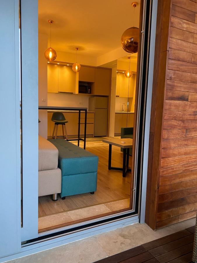 Bitcoin And Ethereum Deluxe Apartments Bar Bagian luar foto