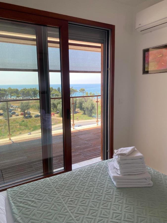 Bitcoin And Ethereum Deluxe Apartments Bar Bagian luar foto