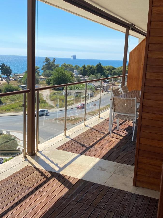 Bitcoin And Ethereum Deluxe Apartments Bar Bagian luar foto